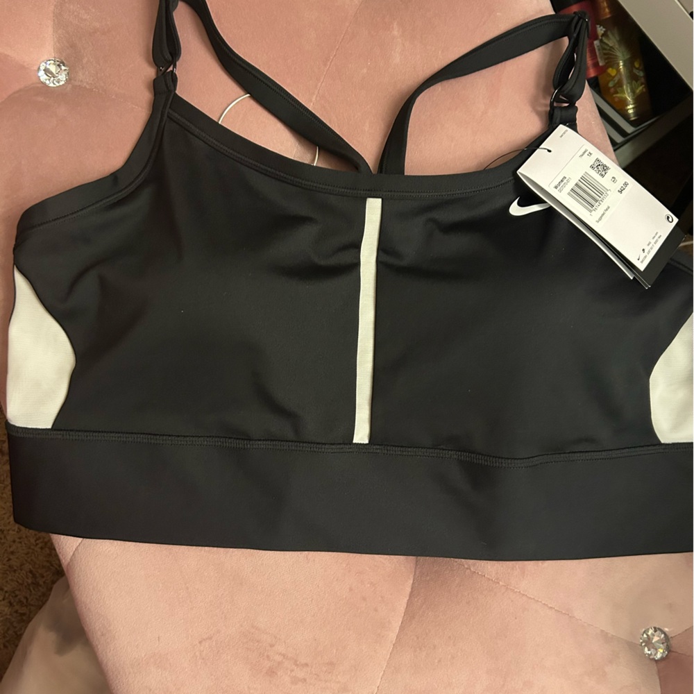 Nike Sports Bra NWT